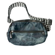 Load image into Gallery viewer, SPIbelt Crossbody Bag - SAVE 20%